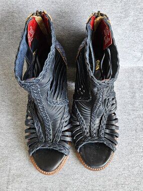 Freebird F-BELA Booties Womens Size 11 Black Woven Black & Blue Bohemia Western